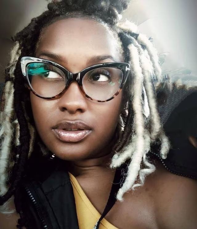 4 pairs of glasses - love them all!