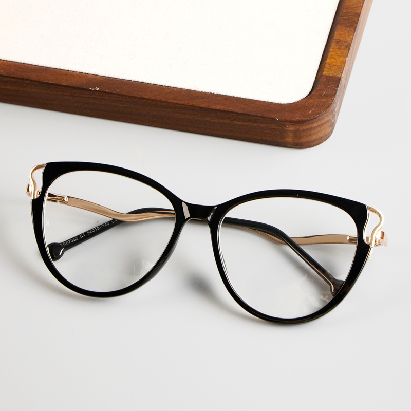 KEZVOR E219 L Black, lifestyle image 4 of 8