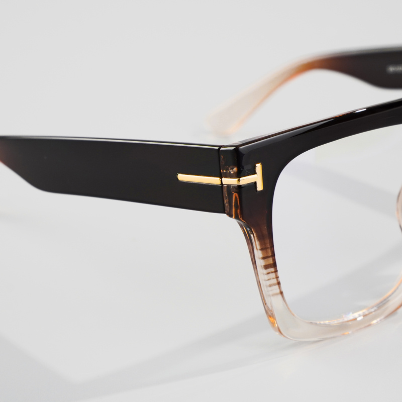 KEZVOR E159 M Brown Clear, lifestyle image 6 of 9