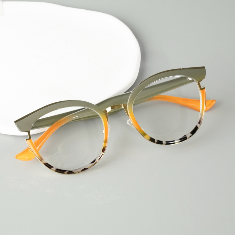 KEZVOR E174 S Yellow Tortoise, lifestyle image 4 of 8