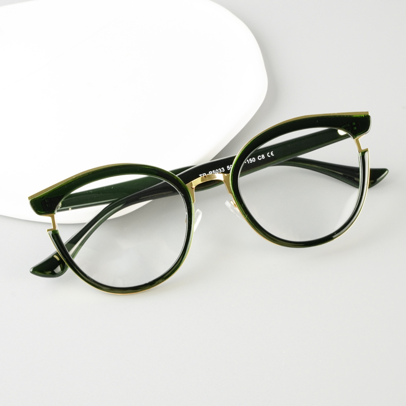 KEZVOR E174 S Green Gold, lifestyle image 4 of 8