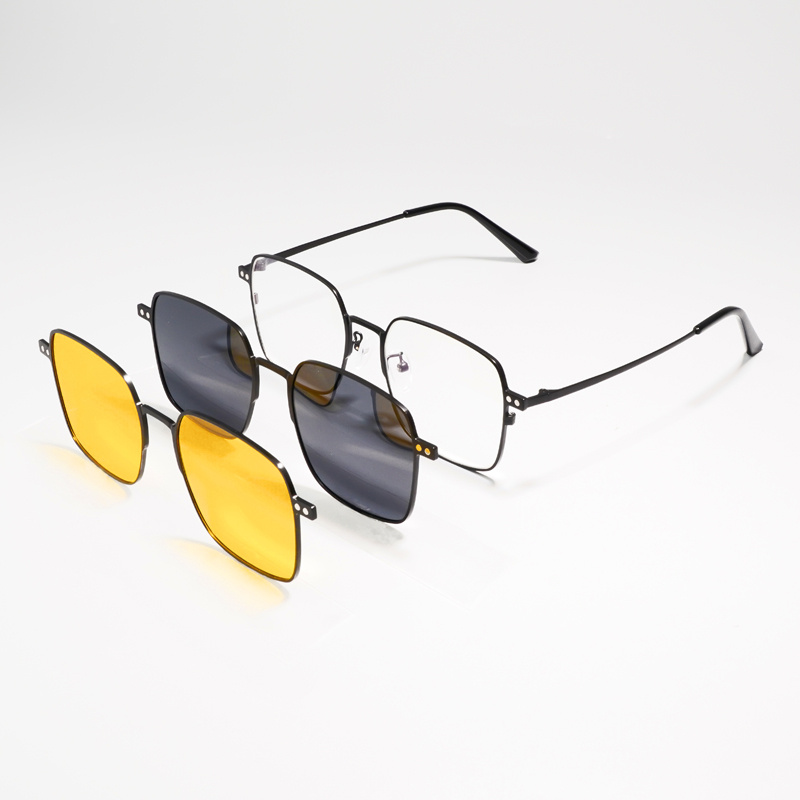 KEZVOR E311 Black M, lifestyle image 10 of 16