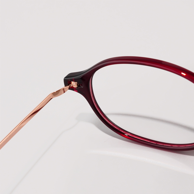 KEZVOR E322 Burgundy M, lifestyle image 6 of 8