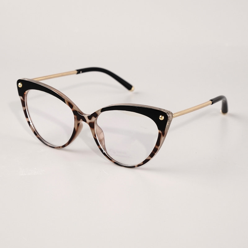 KEZVOR E139 M Black Tortoise, lifestyle image 5 of 8