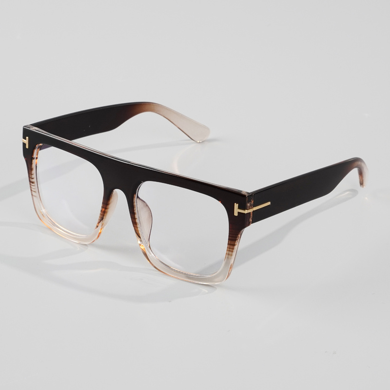 KEZVOR E159 M Brown Clear, lifestyle image 5 of 9