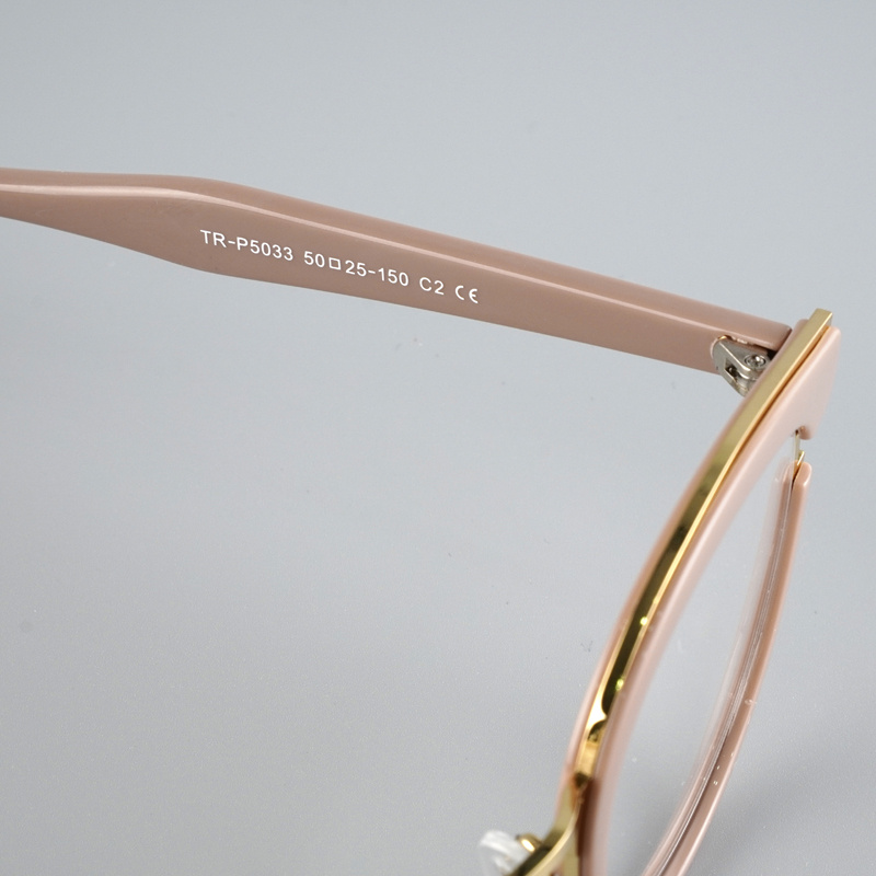 KEZVOR E174 S Pink Gold, lifestyle image 9 of 10