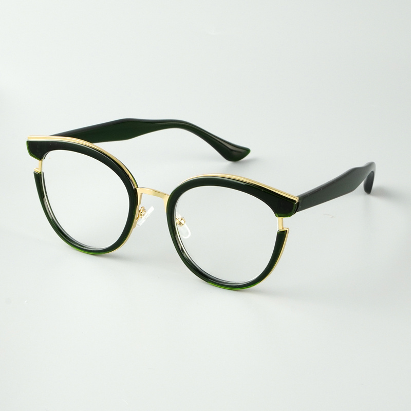 KEZVOR E174 S Green Gold, lifestyle image 5 of 8