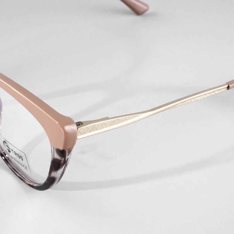 KEZVOR E163 M Pink Pattern, lifestyle image 6 of 9