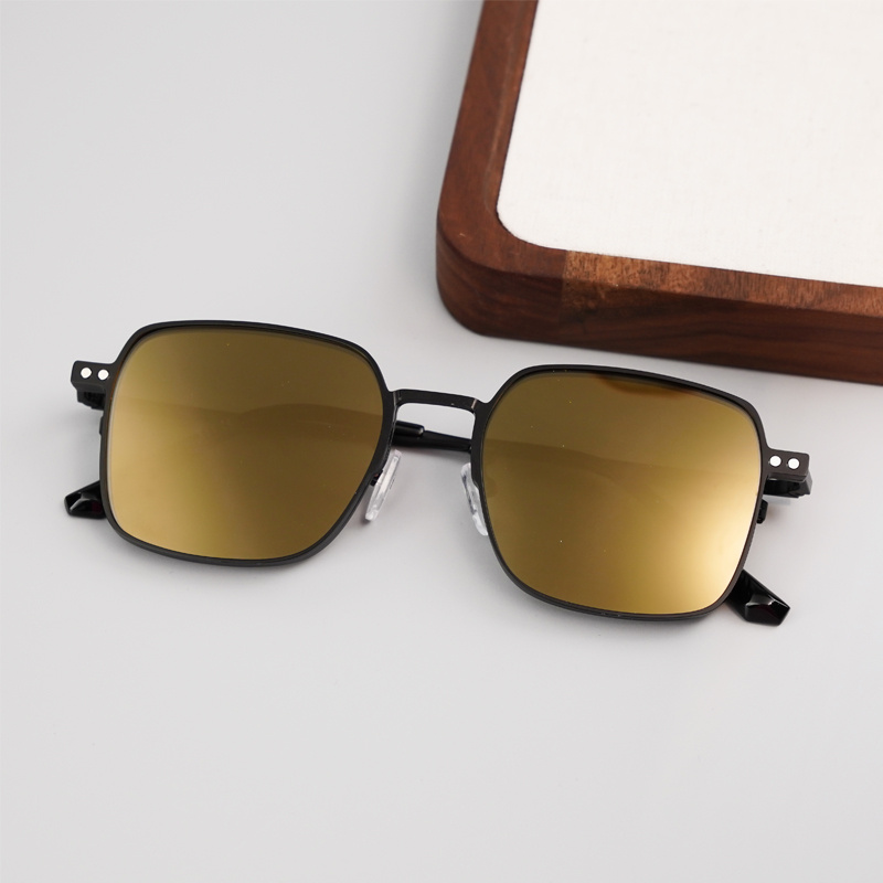 KEZVOR E311 Black M, lifestyle image 9 of 16