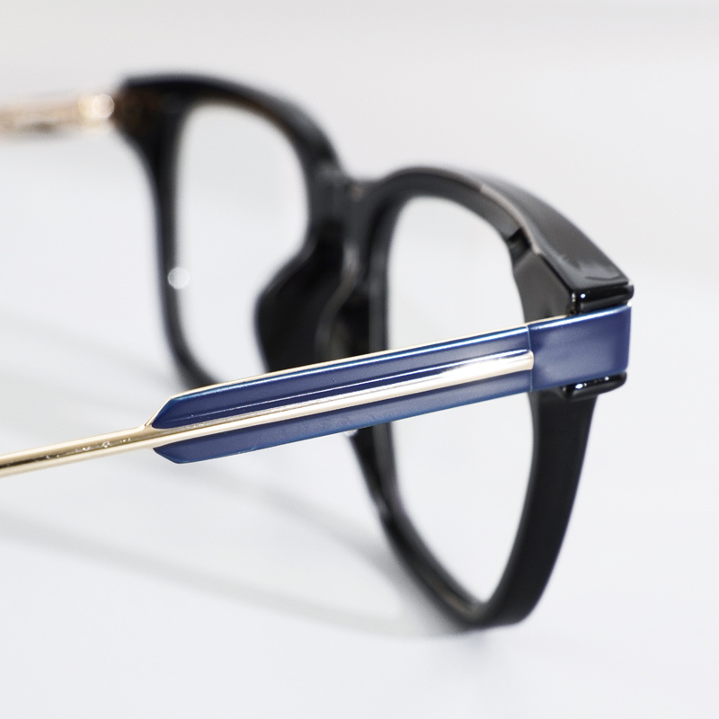 KEZVOR E237 L Black, lifestyle image 8 of 9