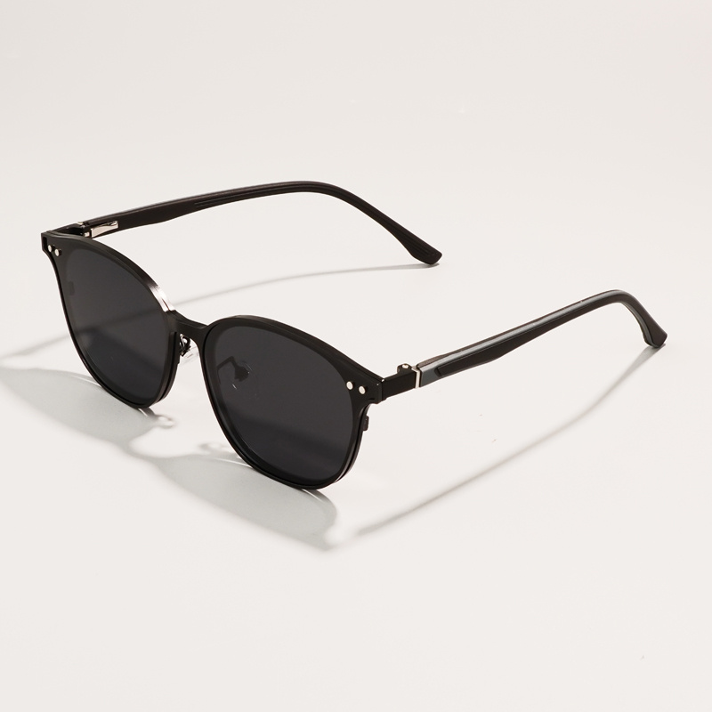 KEZVOR E309 Blaack XL, lifestyle image 8 of 12