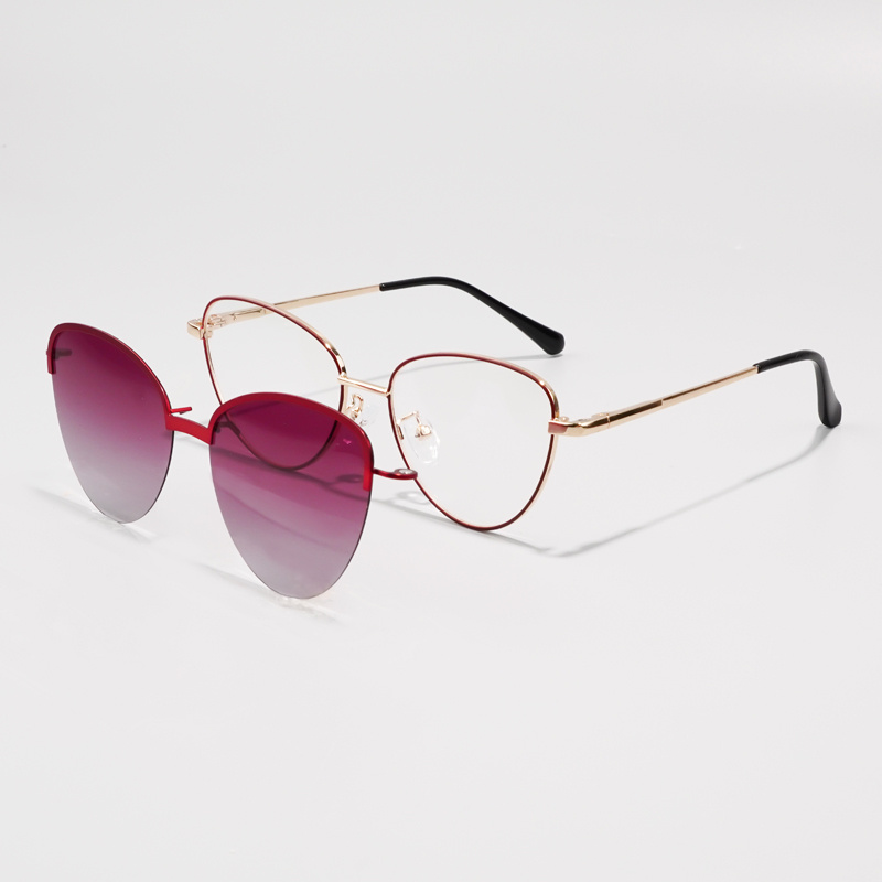 KEZVOR E320 Red S, lifestyle image 7 of 12