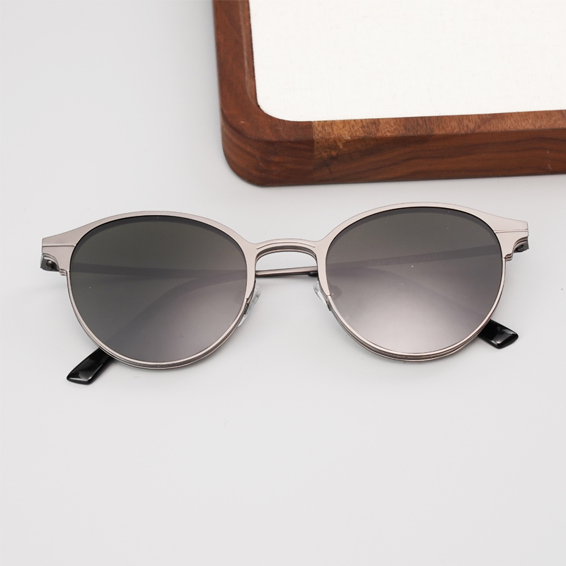 KEZVOR E313 L Gunmetal, lifestyle image 7 of 16
