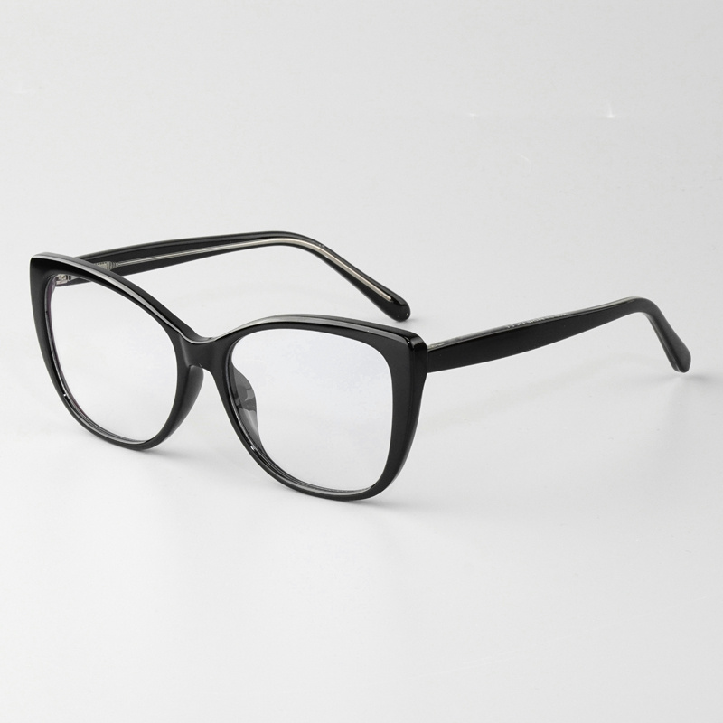 KEZVOR E178 S Black, lifestyle image 5 of 11