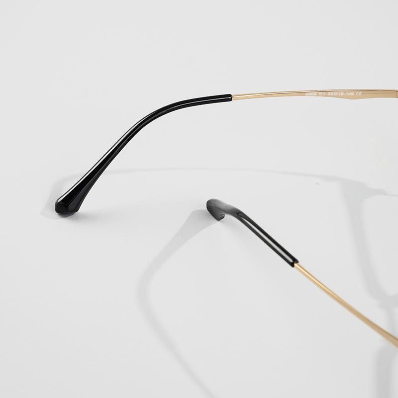 KEZVOR E289 Black Gold L, lifestyle image 8 of 8