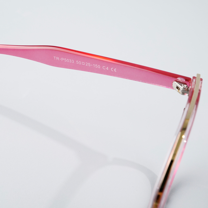 KEZVOR E174 S Red Tortoise, lifestyle image 8 of 9