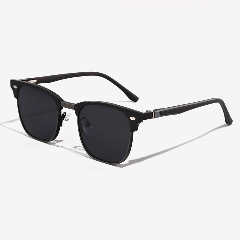 KEZVOR E314 Black, lifestyle image 12 of 17