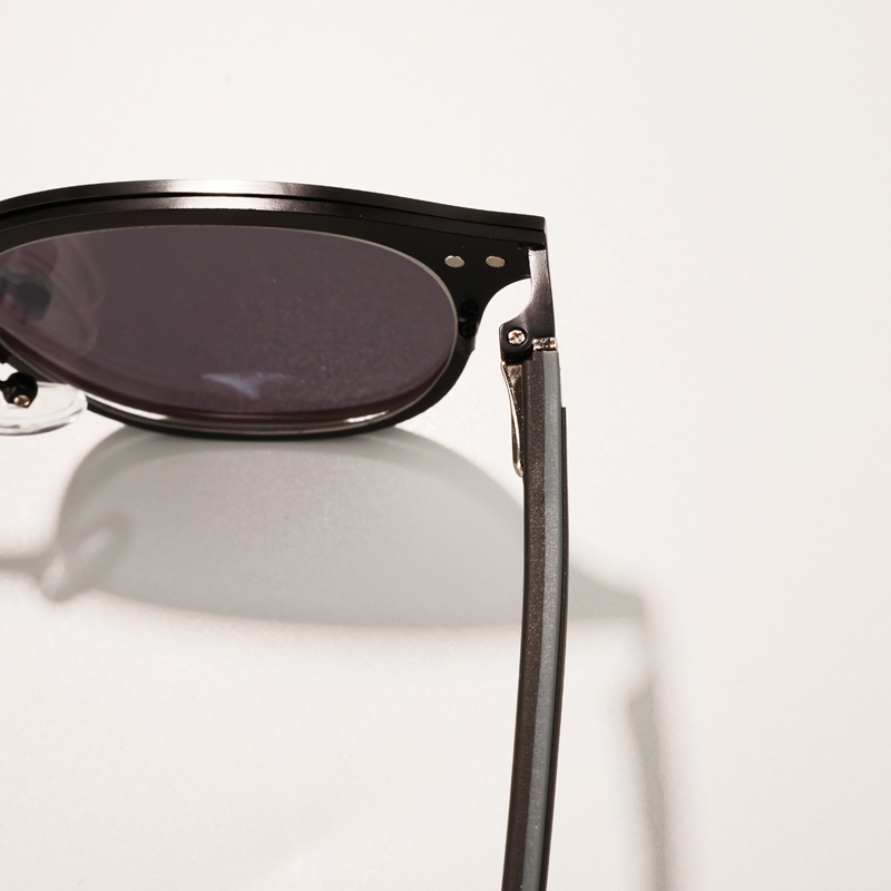 KEZVOR E309 Blaack XL, lifestyle image 10 of 12